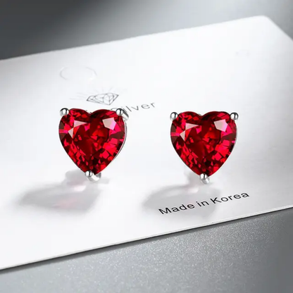 sterling silver heart- shaped zircon stud earrings