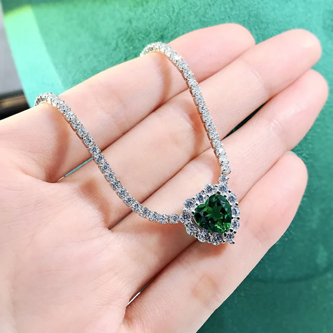 Tennis shiny heart necklace