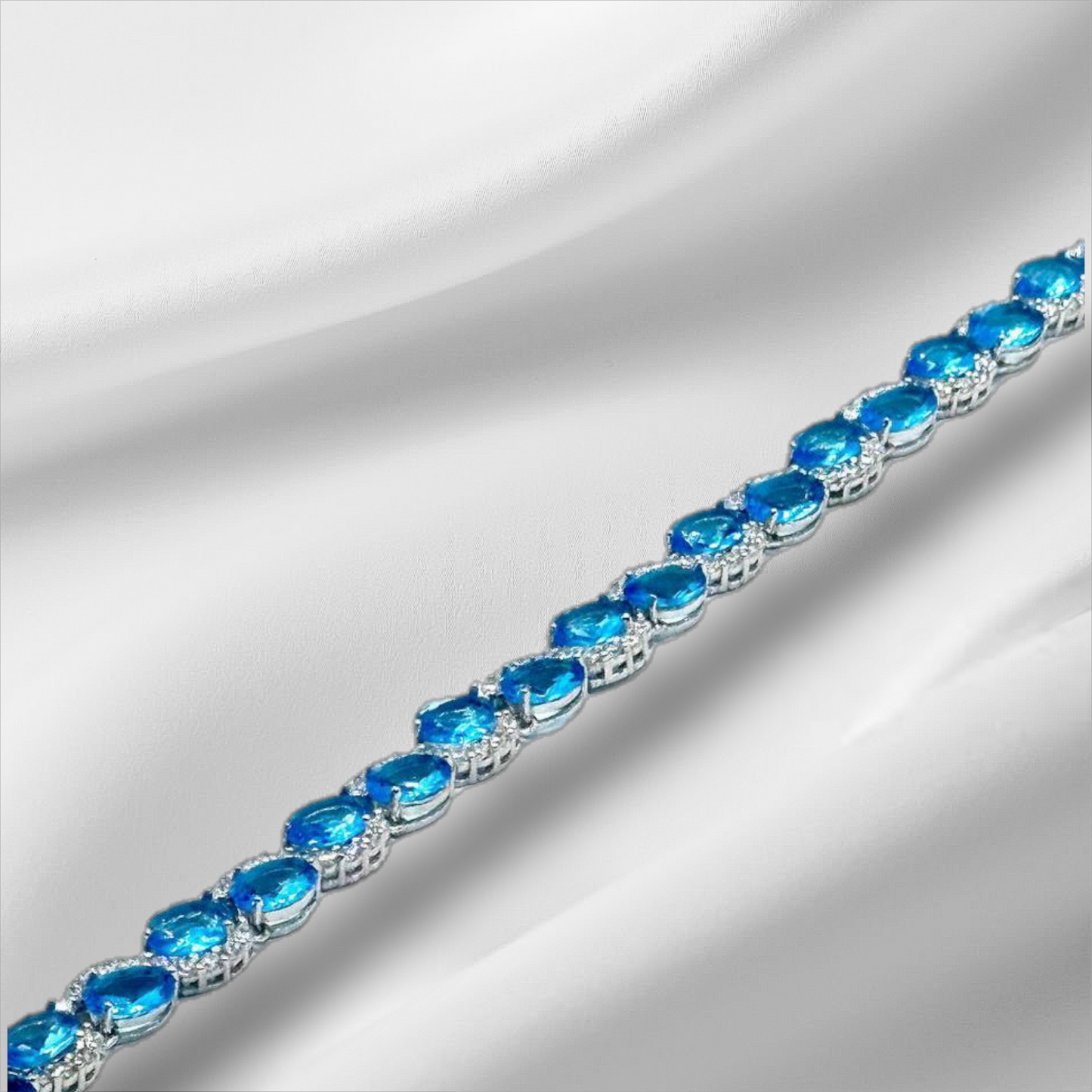 انسيال فاخر مرصع بأحجار زركون لامعة - فضة استرليني 925