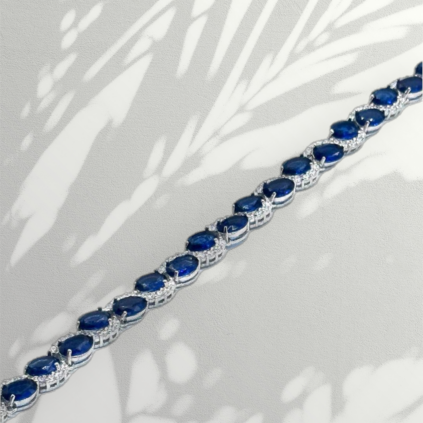 انسيال فاخر مرصع بأحجار زركون لامعة - فضة استرليني 925