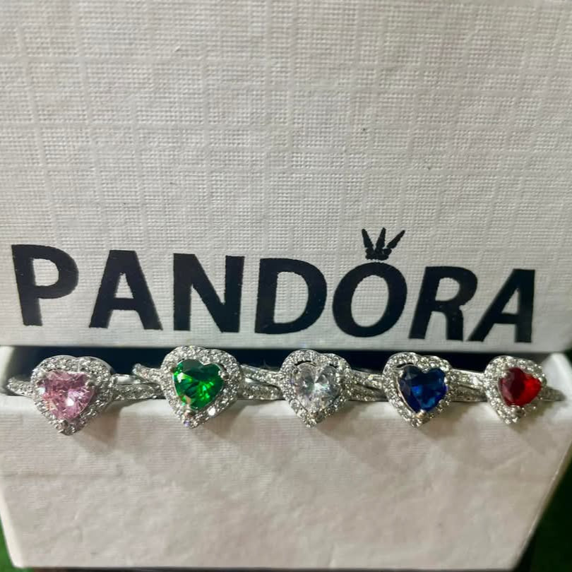 خاتم باندورا على شكل قلب