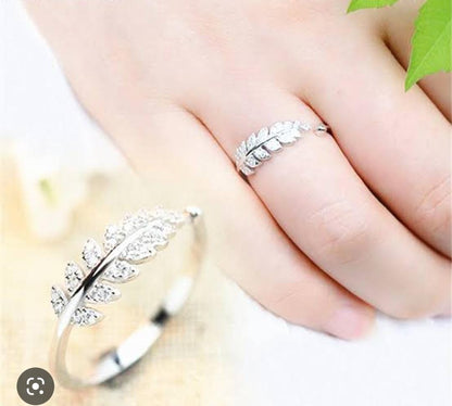 حلقة الريشة (ورقة الشجر)