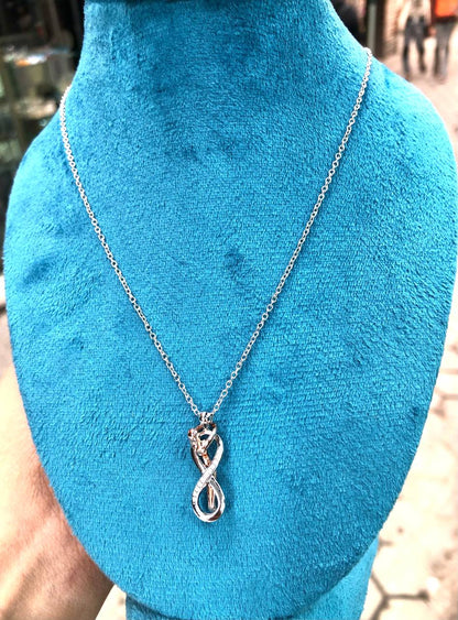 كوليه الحضن (سلسلة الانفنتي)