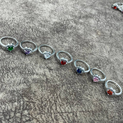 خاتم باندورا على شكل قلب