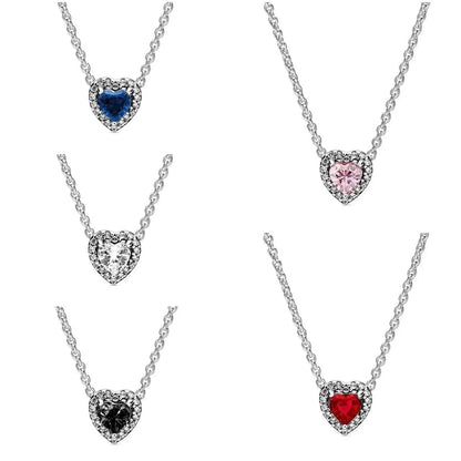 قلادة قلب باندورا